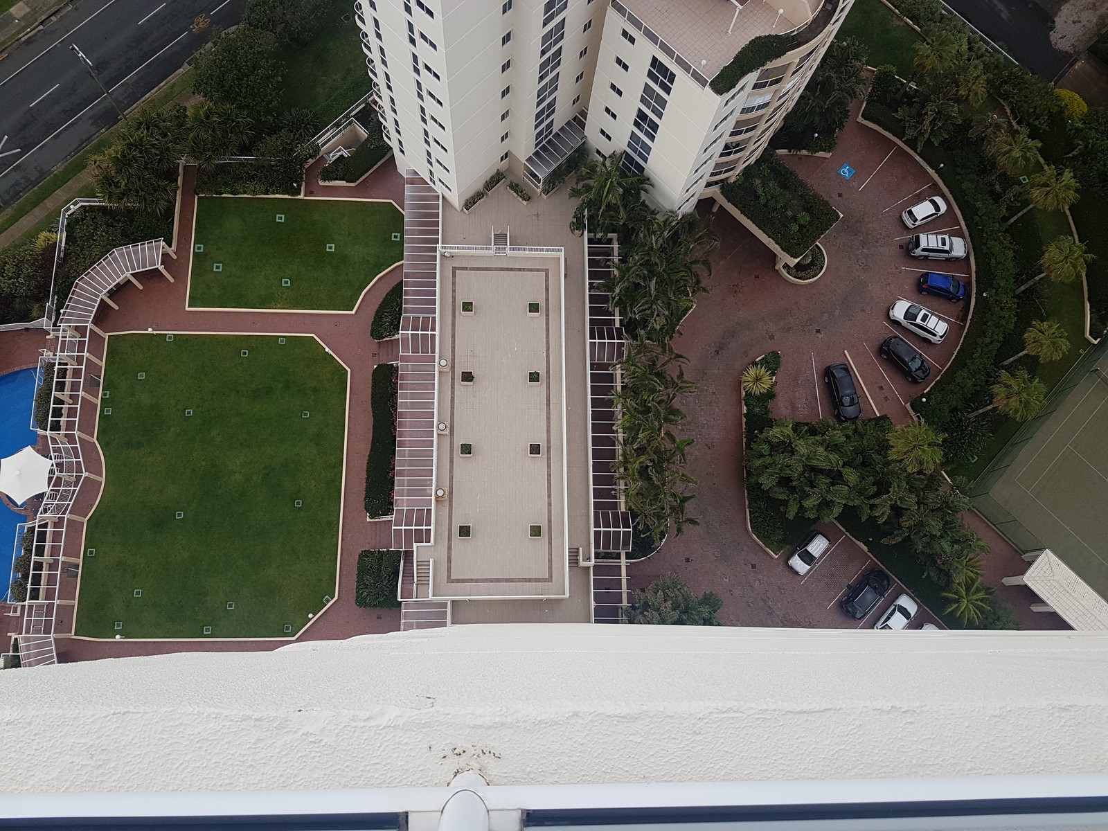 Xanadu Apartments